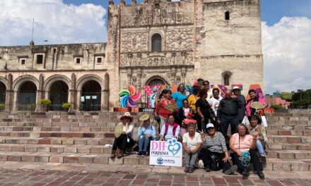 Adultos Mayores de Purísima del Rincón visitan Yuriria