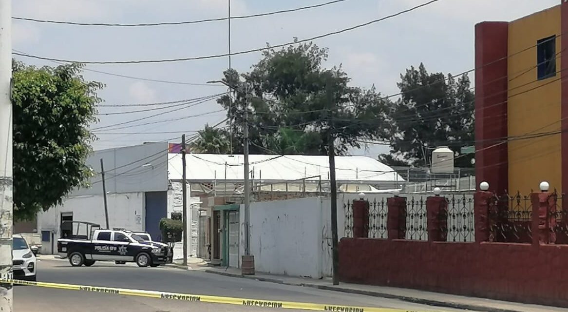 Balazos en San Antonio, ¿Intento de asalto o detención por andar sin casco?