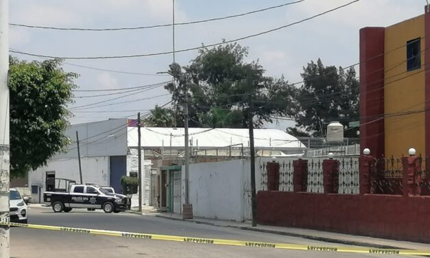 Balazos en San Antonio, ¿Intento de asalto o detención por andar sin casco?