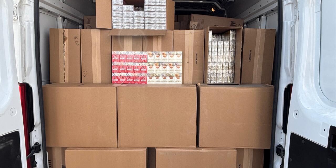 Aseguran cargamento de más de 80 mil paquetes de cigarrillos