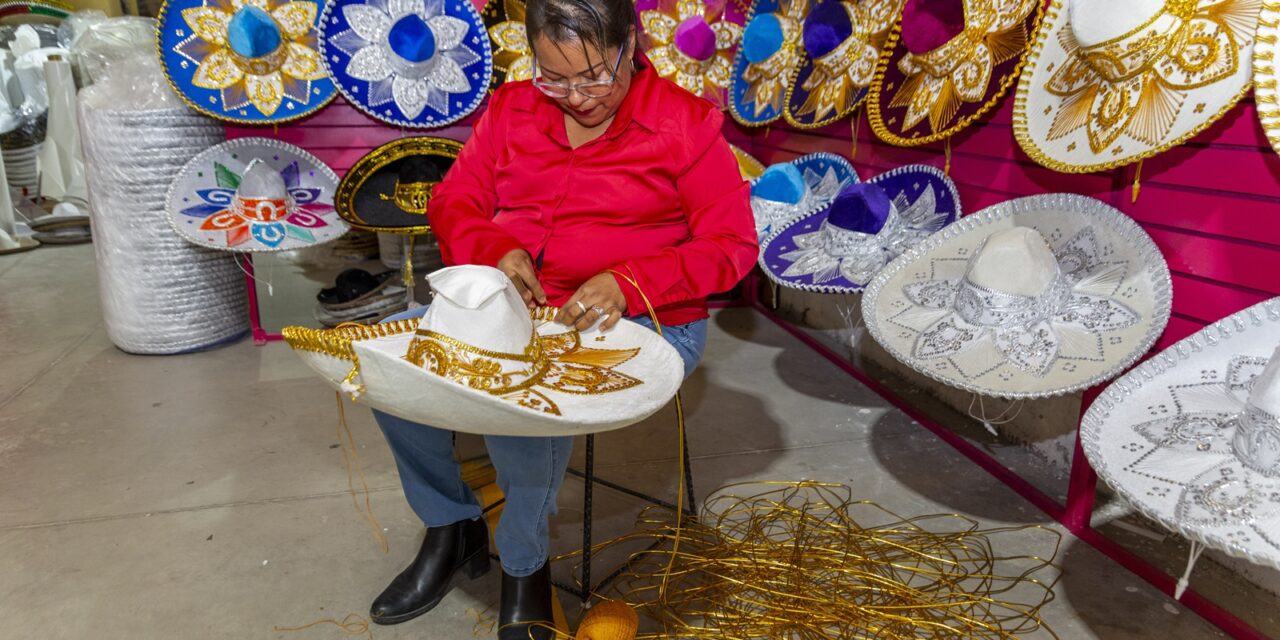 Gobierno de la Gente impulsa la exportación de Sombreros Salazar