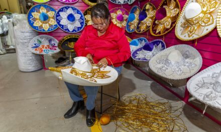 Gobierno de la Gente impulsa la exportación de Sombreros Salazar