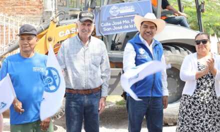 Conectan escuelas en San José de la Presa, Purísima del Rincón