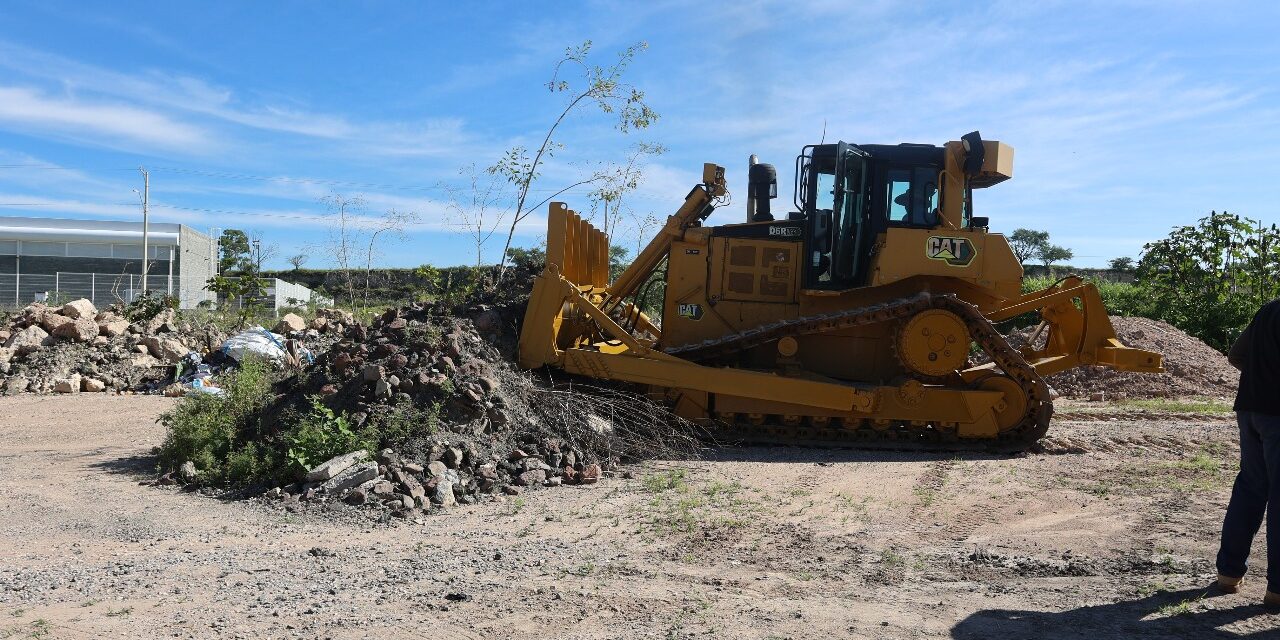 Nuevo tractor para relleno sanitario de Purísima
