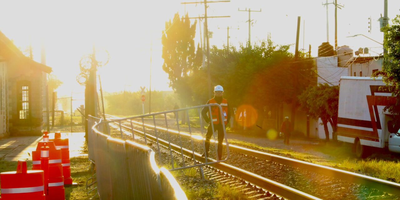 Inicia construcción de tren interurbano en Guanajuato