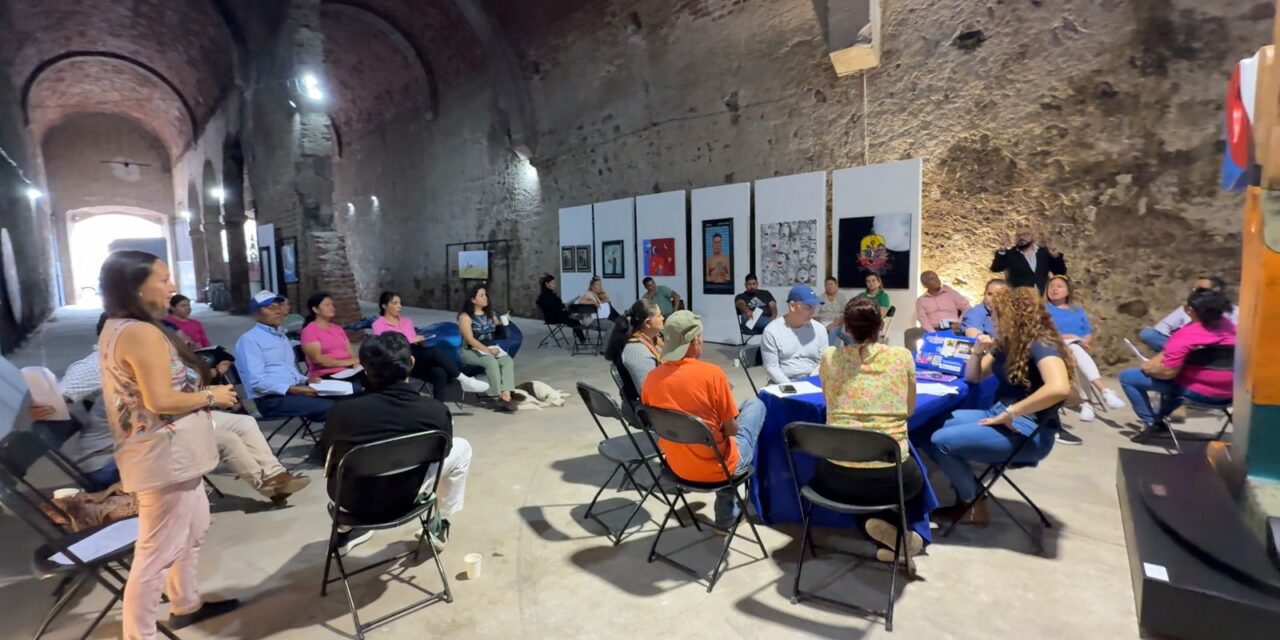 Capacitan a sector turístico de Purísima