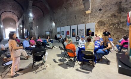 Capacitan a sector turístico de Purísima