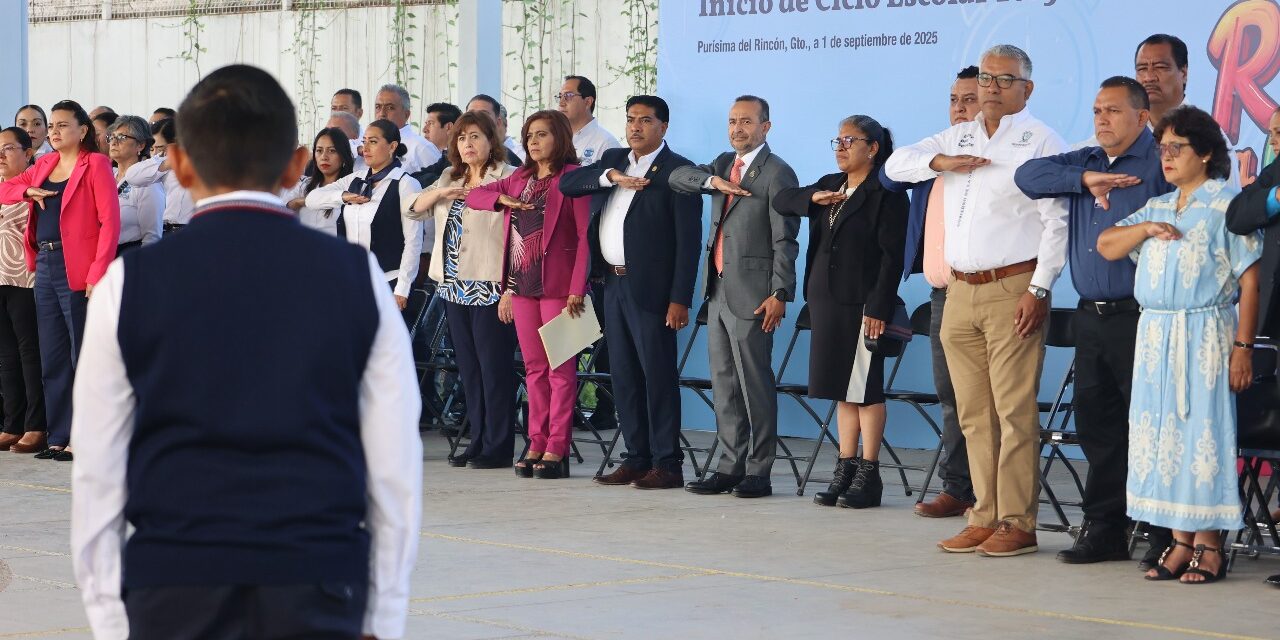 Más de 21 mil estudiantes regresan a clases en Purísima del Rincón