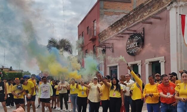 Realizan en Manuel Doblado la carrera “Dale color a tu vida”