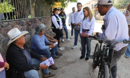 «Tocando puertas» lleva programas a hogares de Guanajuato