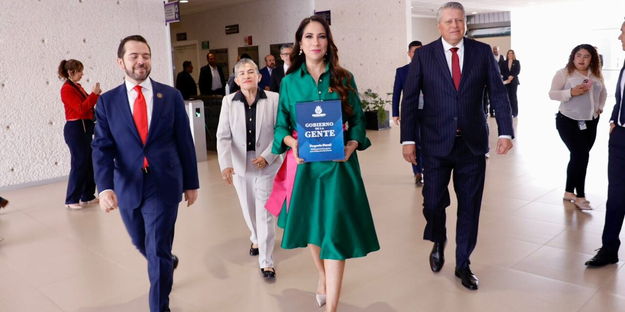 Entrega Gobernadora Paquete Fiscal 2026; solicita deuda de 8 MMDP