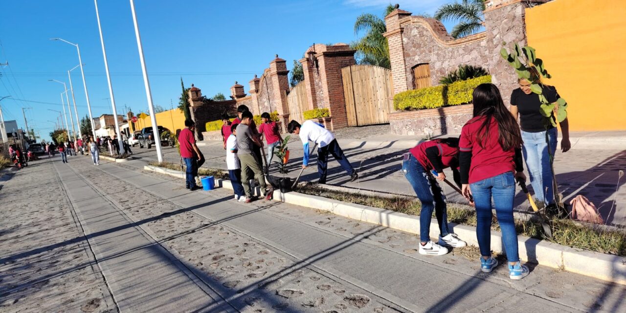 Realizan campaña “Manuel Doblado Verde”