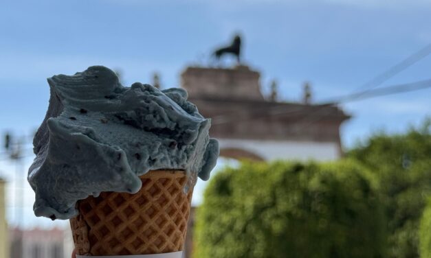 Llega segunda Feria de la Nieve al arco de la calzada, en León