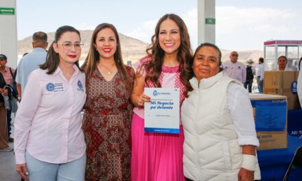 Entrega Gobernadora apoyos a emprendedoras con “Mi Negocio Pa’Delante”