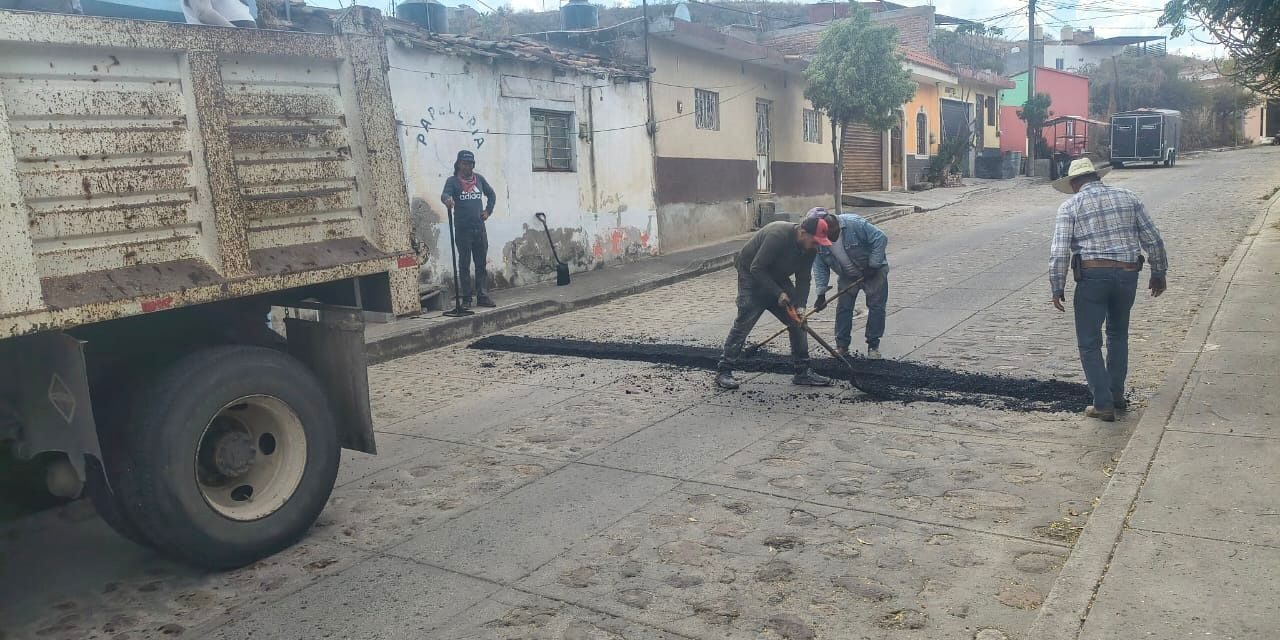 Implementan programa de bacheo en Manuel Doblado