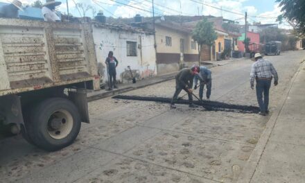 Implementan programa de bacheo en Manuel Doblado