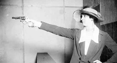 Ellas cazan monstruos