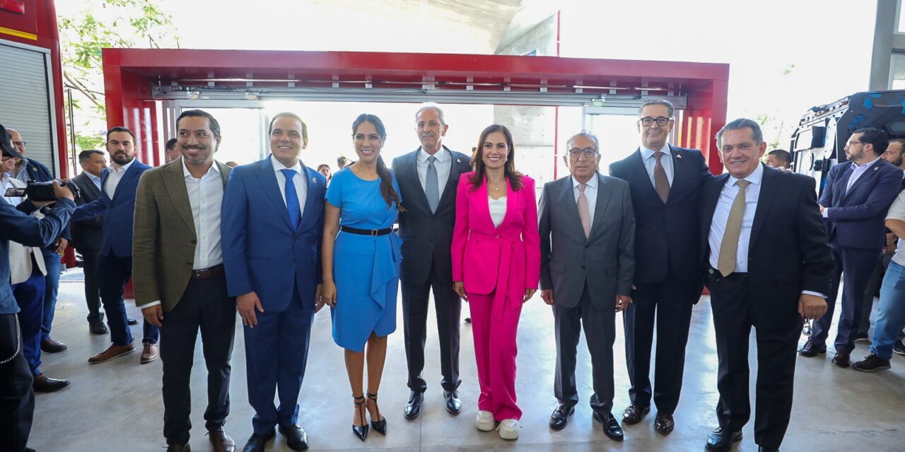 Inauguran la sala C5 de Poliforum León