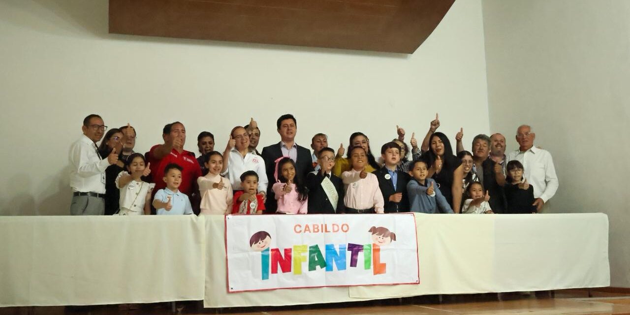 En Manuel Doblado, infantes dialogan con autoridades