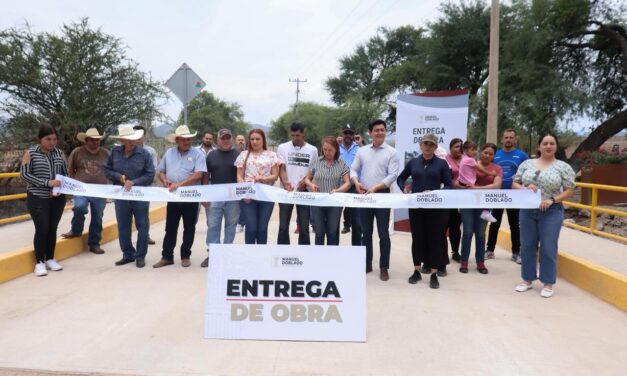 Entregan puentes en comunidades de Manuel Doblado