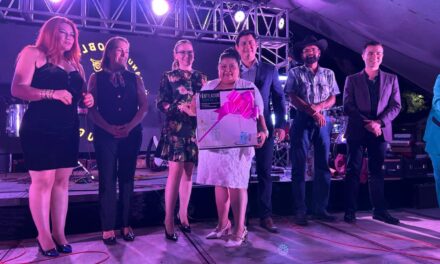 Agradecen la labor de las y los maestros en Manuel Doblado