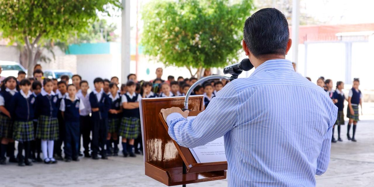 Rehabilitan varias escuelas en San Francisco del Rincón