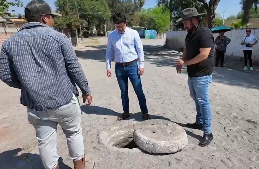 Avanza rehabilitación de drenajes en comunidades de Manuel Doblado