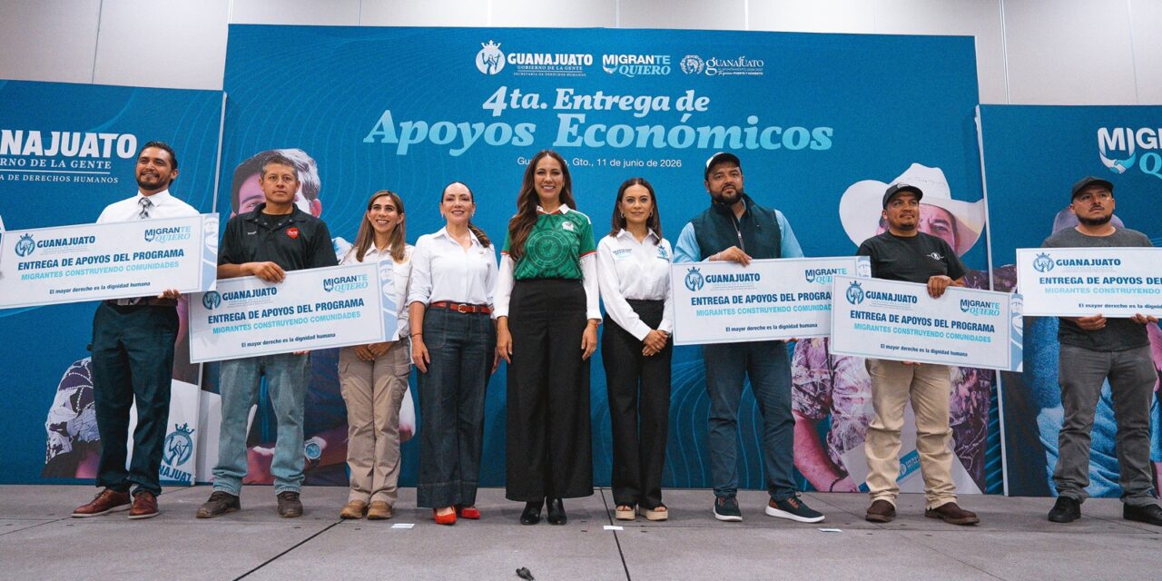 Gobernadora entrega apoyos a migrantes guanajuatenses