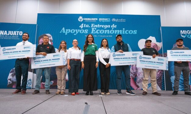 Gobernadora entrega apoyos a migrantes guanajuatenses