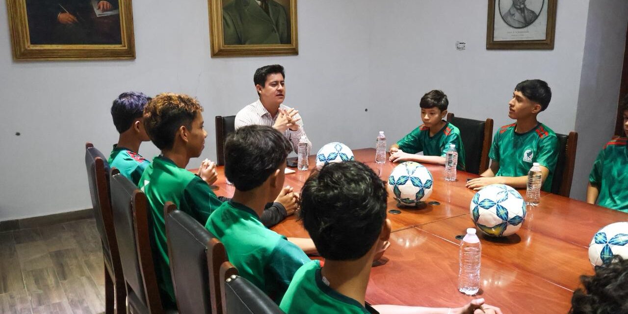 Reconocen el talento deportivo en Manuel Doblado