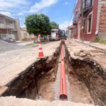En Manuel Doblado cambian drenaje con más de 45 años de uso
