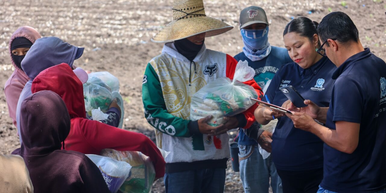 En Purísima del Rincón llevan apoyo a 51 jornaleras y 40 jornaleros