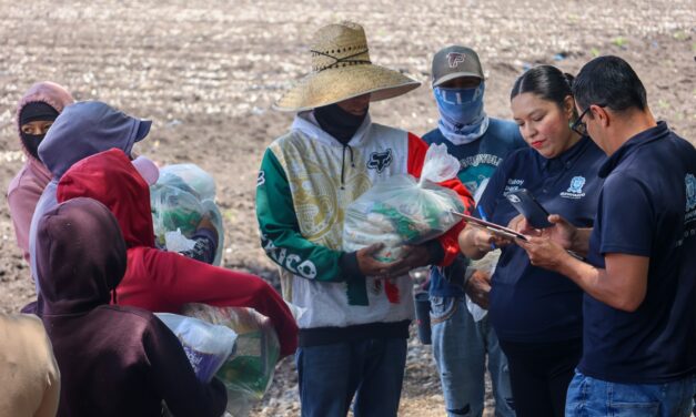 En Purísima del Rincón llevan apoyo a 51 jornaleras y 40 jornaleros