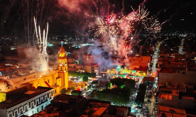 SFR celebra con orgullo el 216 aniversario de la Independencia de México