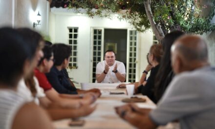Toño Navarro es nombrado Defensor de la Patria, en San Francisco del Rincón