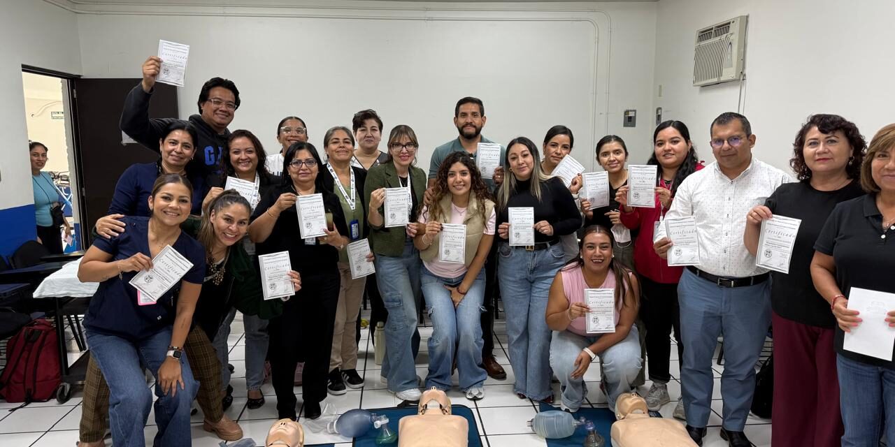 Secretaría de Salud capacita a profesionales ante una emergencia cardíaca