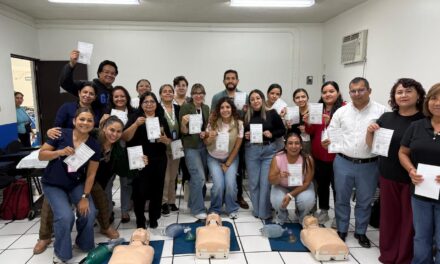 Secretaría de Salud capacita a profesionales ante una emergencia cardíaca