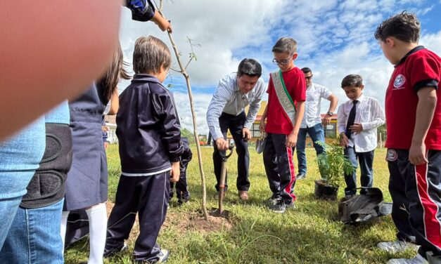 Ayuntamiento y Cabildo Infantil de Manuel Doblado siembra Futuro