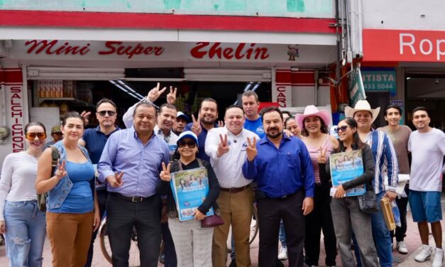 Toño Navarro lleva a las calles su compromiso